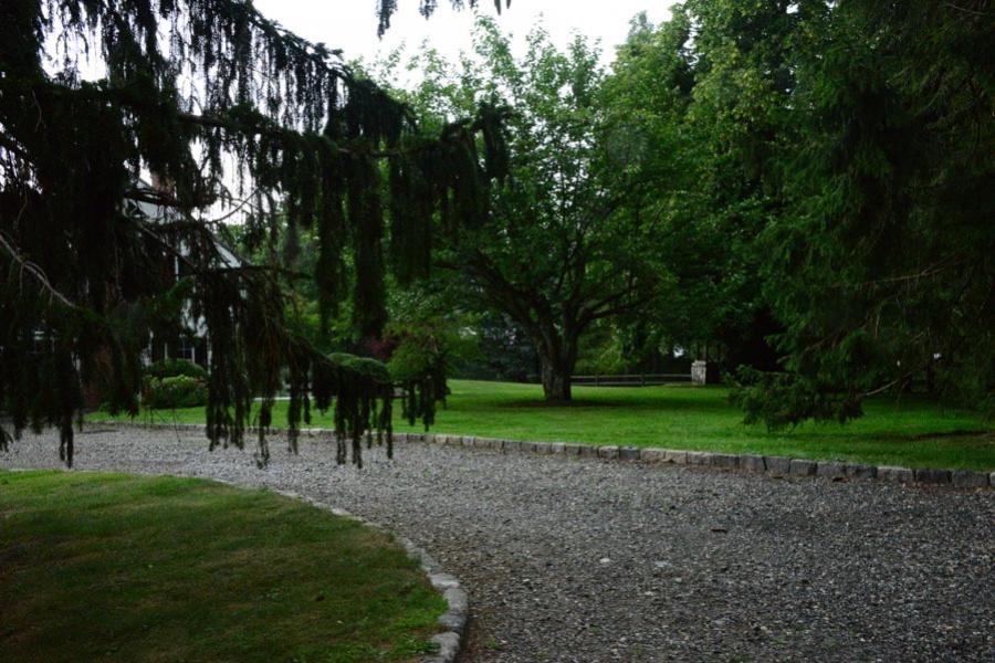 farm, farmhouse, barn, pool, field, fireplace, traditional, deck, patio, 