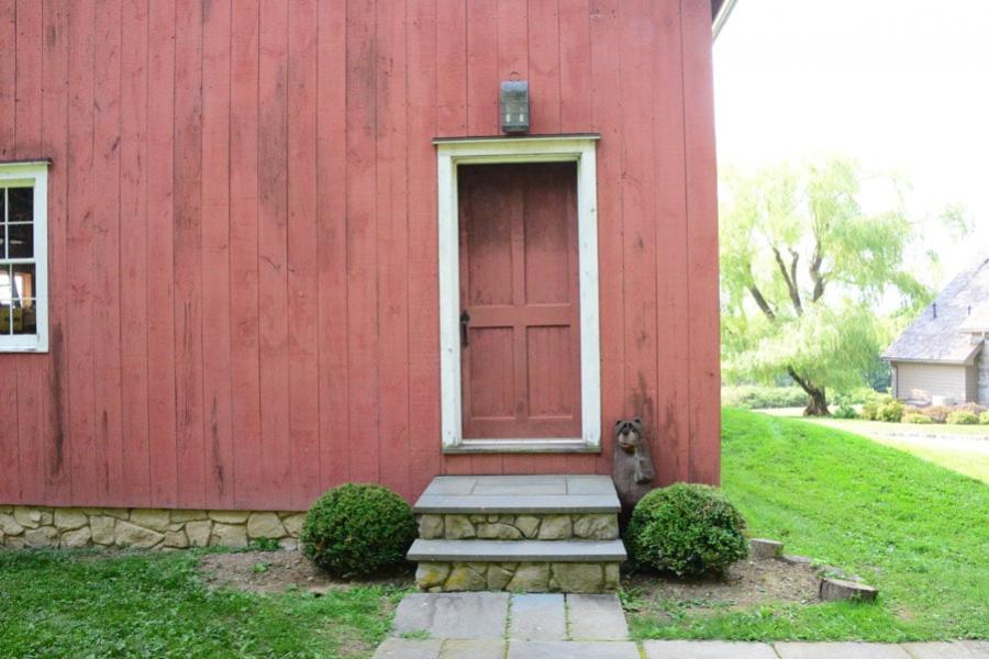 farm, farmhouse, barn, pool, field, fireplace, traditional, deck, patio, 