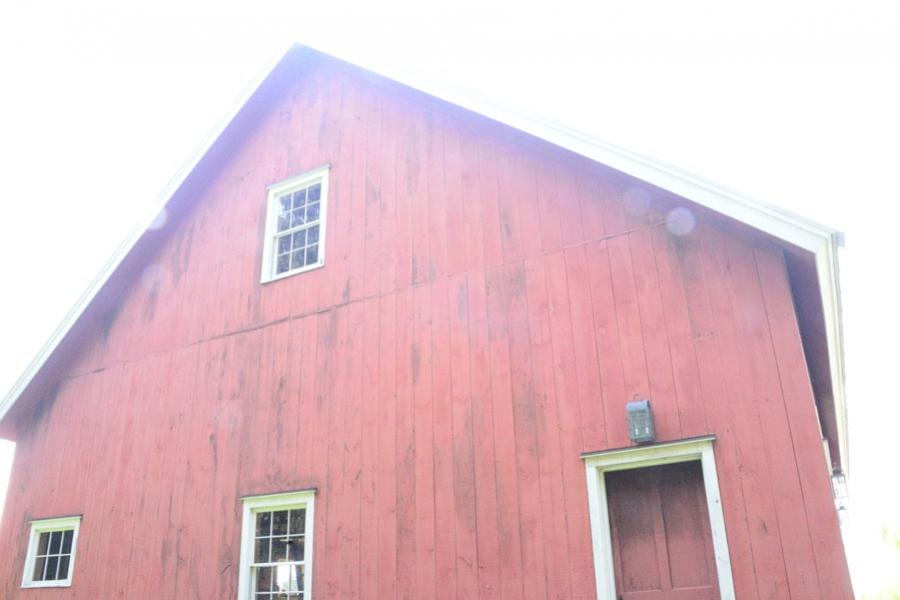 farm, farmhouse, barn, pool, field, fireplace, traditional, deck, patio, 