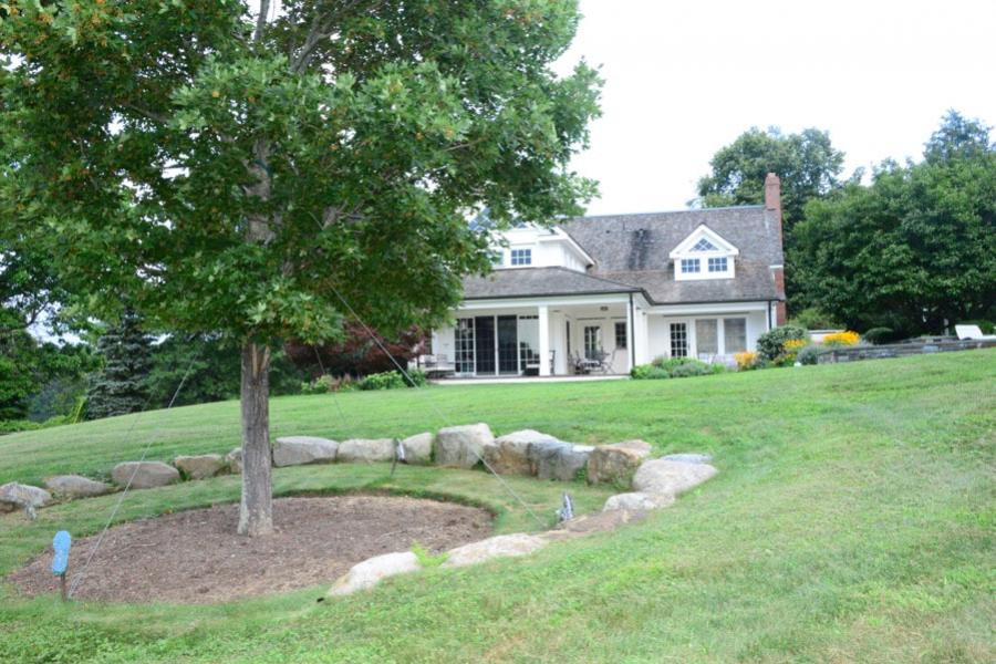 farm, farmhouse, barn, pool, field, fireplace, traditional, deck, patio, 