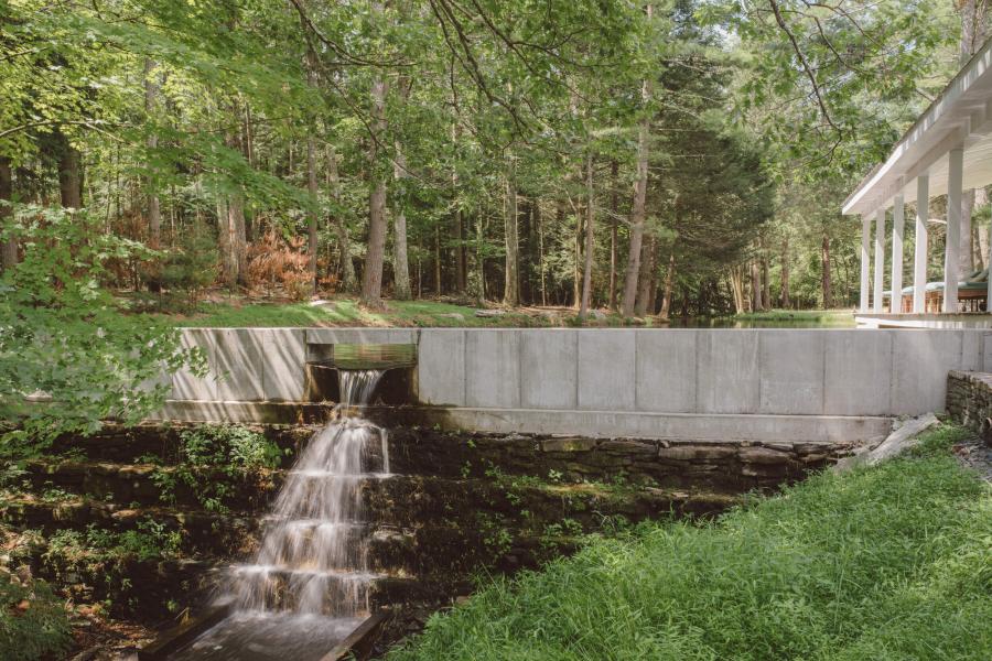 farmhouse, modern, contemporary, rural, glass, barn, water, 