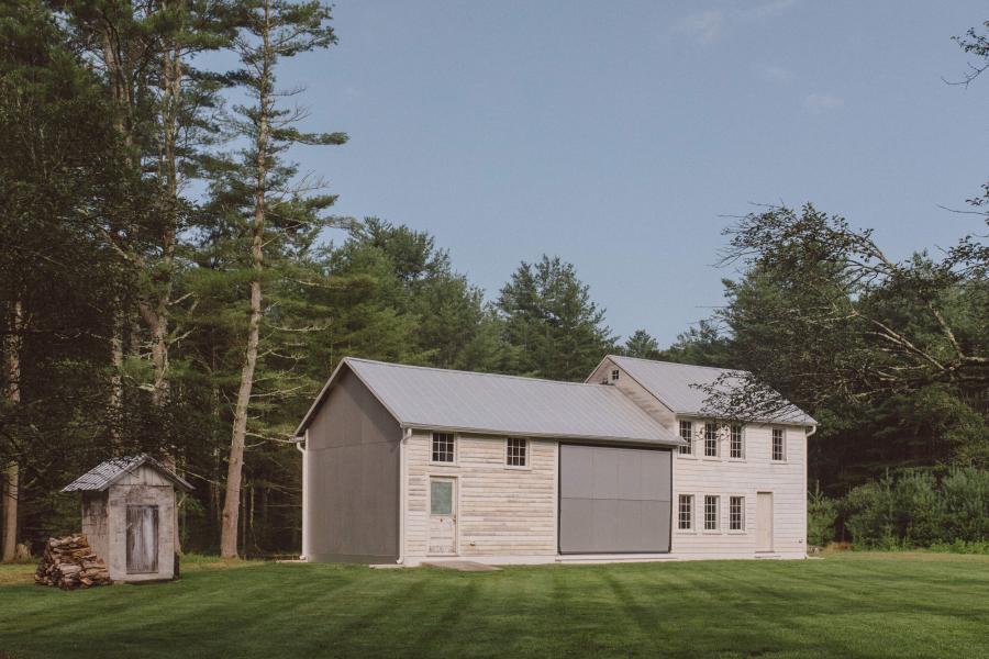 farmhouse, modern, contemporary, rural, glass, barn, water, 