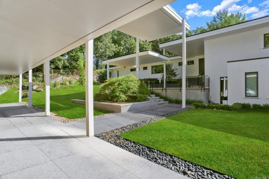 modern, light, airy, pool, kitchen, 
