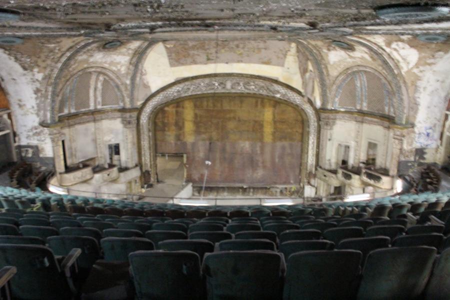 theater, distressed, 