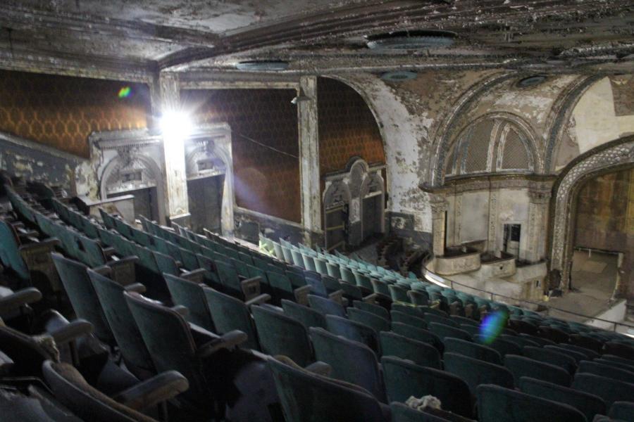 theater, distressed, 