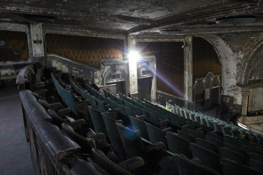 theater, distressed, 