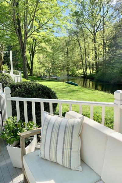 contemporary, traditional, white, light, airy, deck, stone, porch, 