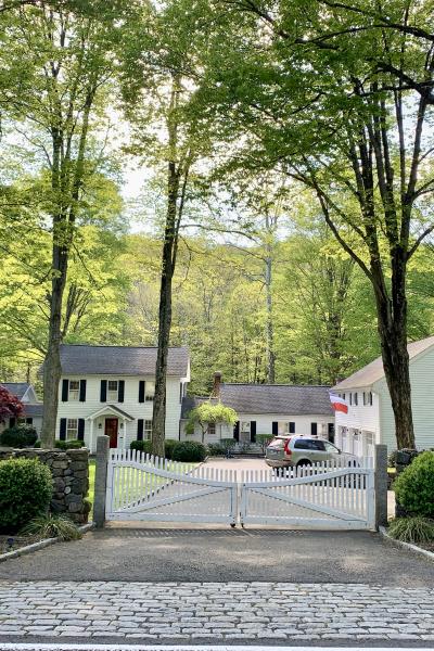 contemporary, traditional, white, light, airy, deck, stone, porch, 