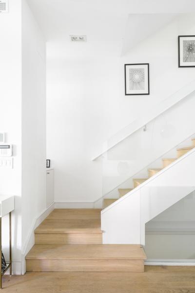 brownstone, townhouse, kitchen, light, airy, modern, bathroom, terrace, 