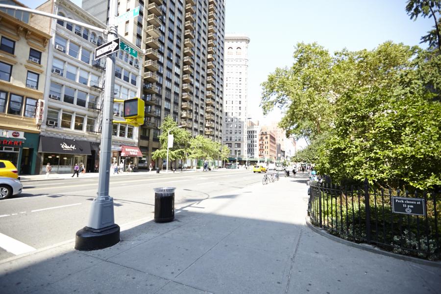 Madison Parkeさん専用 Madison Square Garden - See Sight Tours