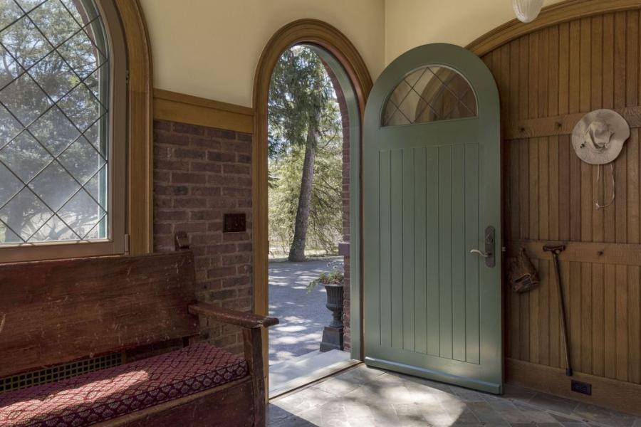 upscale, garden, pool, traditional, opulent, patio, fireplace, staircase, bathroom, kitchen, 