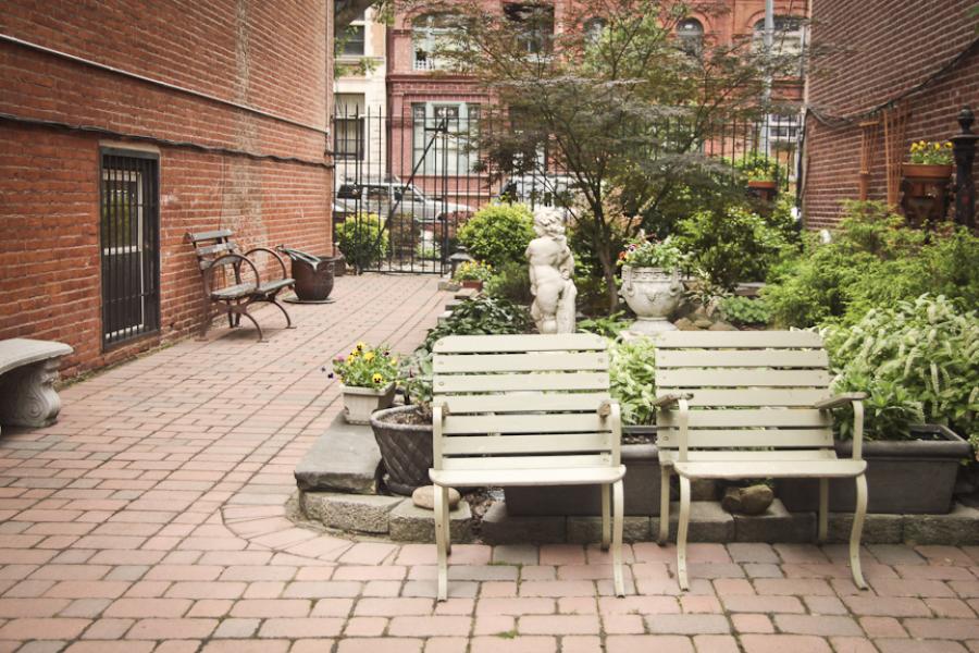 apartment, brownstone, colorful, traditional, 