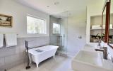 rural, contemporary, modern, light, airy, kitchen, bathroom, barn, 