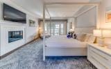 Hamptons, contemporary, light, pool, kitchen, patio, terrace, 