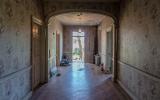 empty room, distressed, farmhouse, wallpaper, textured walls, 