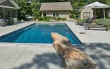 suburban, pool, kitchen, garden, bathroom, Asheville, 