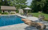 suburban, pool, kitchen, garden, bathroom, Asheville, 