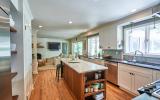 suburban, pool, kitchen, garden, bathroom, Asheville, 