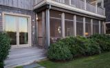 Hamptons, pool, deck, light, airy, upscale, contemporary, 