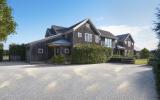 Hamptons, pool, deck, light, airy, upscale, contemporary, 