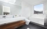 townhouse, contemporary, modern, light, white, glass, bathroom, kitchen, 