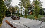 Hamptons, pool, deck, contemporary, modern, kitchen, staircase, light, airy, 