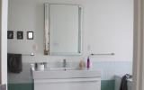 contemporary, suburban, kitchen, bathroom, white, 