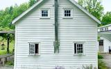 farm, farmhouse, barn, wooded, traditional, contemporary, 