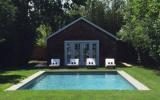 Hamptons, contemporary, shingled, white, light, kitchen, bathroom, pool, 